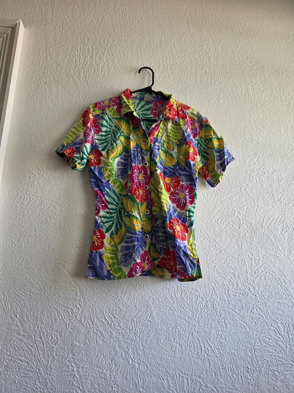 Casual Men's Tropical Floral Button-Down Shirt - Multicolor